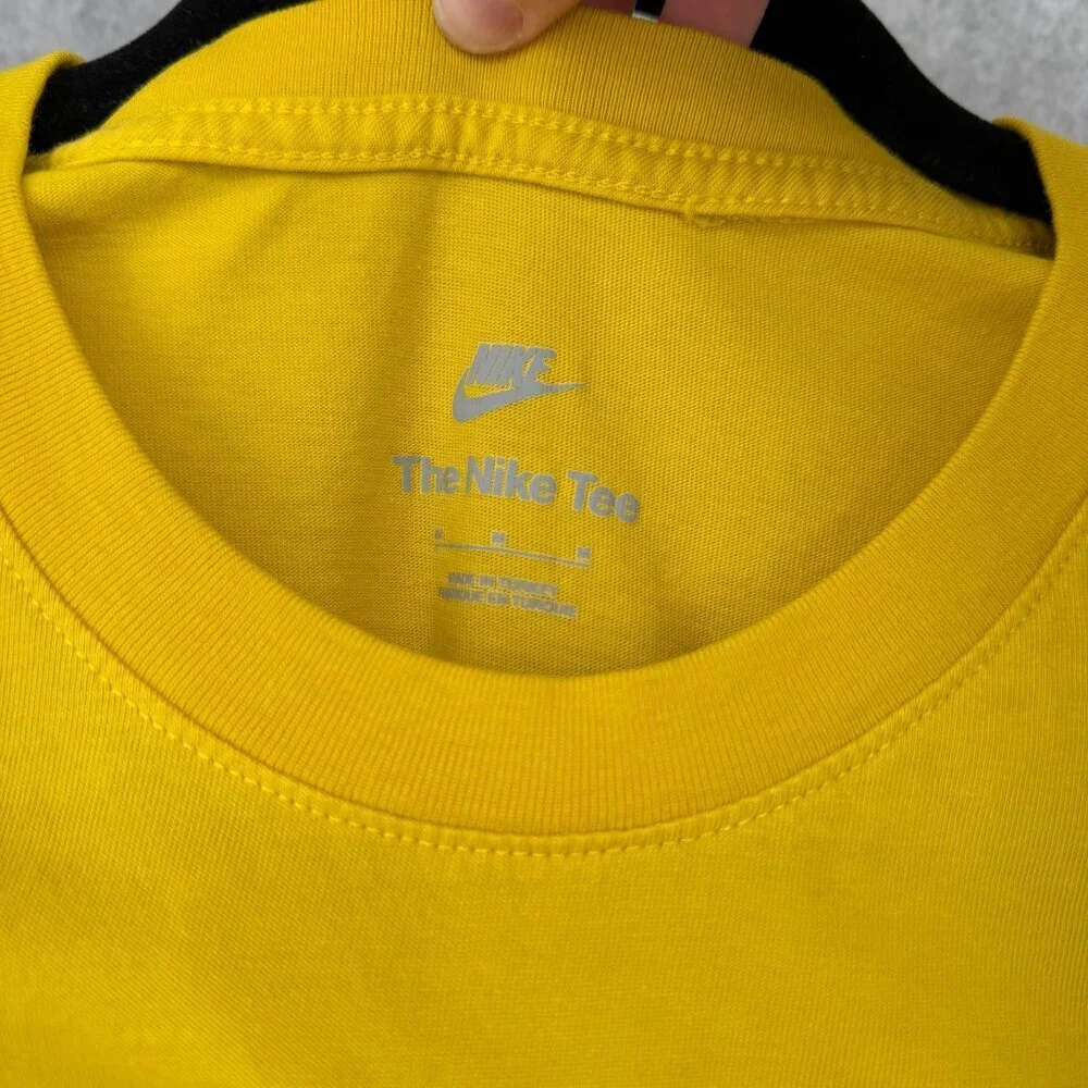 Nike Mens Festival Photo Tee Size M Yellow Mind Eye Air Swoosh Futura Logo EUC - Picture 4 of 10